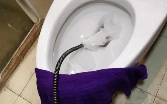 达尔罕茂明安联合马桶疏通