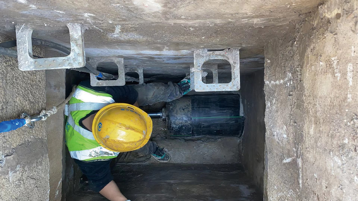 达尔罕茂明安联合HDPE短管内衬法